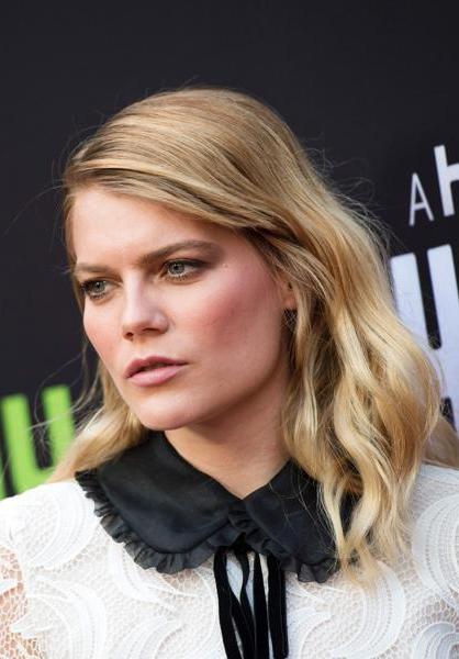 Emma greenwell true blood