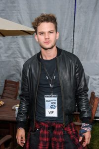 jeremy-irvine