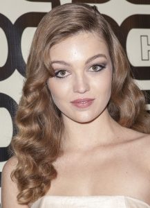 lili-simmons