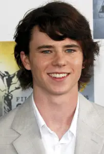 Charlie McDermott