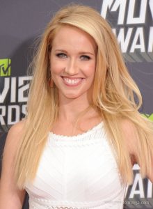 Anna Camp