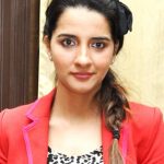 Shruti Seth Bra Size, Age, Weight, Height, Measurements