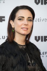 Mia Kirshner