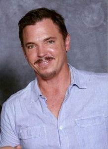 Nicholas Lea