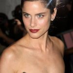 Amanda Peet Workout Routine