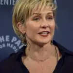 Amy Carlson Bra Size, Age, Weight, Height, Measurements