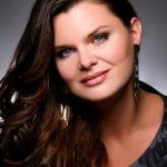 Heather Tom Bra Size, Age, Weight, Height, Measurements