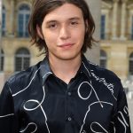 Nick Robinson Age, Weight, Height, Measurements