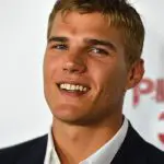 Chris Zylka Age, Weight, Height, Measurements