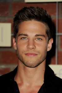 Dean Geyer