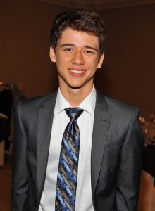 Uriah Shelton