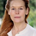 Alice Krige Net Worth