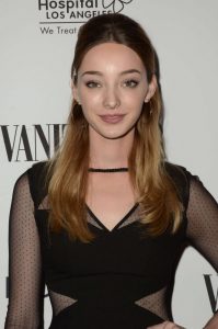 Emma Dumont