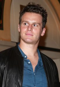 Jonathan Groff