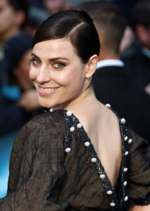 Antje Traue