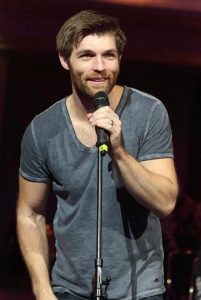 Liam McIntyre