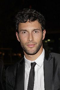 Noah Mills