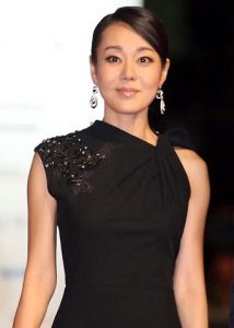 Yunjin Kim