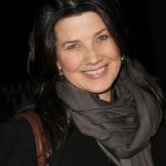 Daphne Zuniga Net Worth