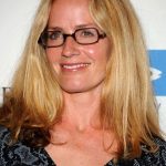 Elisabeth Shue Bra Size, Age, Weight, Height, Measurements