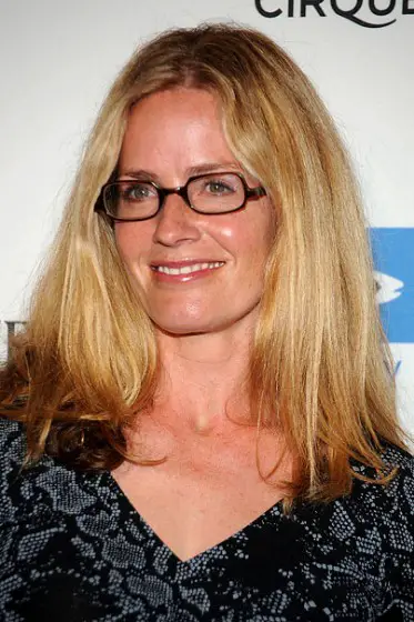 Elisabeth Shue Bra Size, Age, Weight, Height, Measurements.