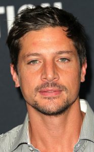 Simon Rex