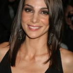 Annie Parisse Net Worth