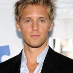 Matt Barr Net Worth