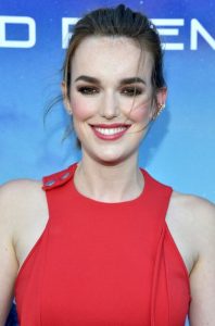 Elizabeth Henstridge