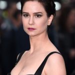 Katherine Waterston Workout Routine