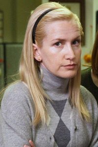 Angela Kinsey