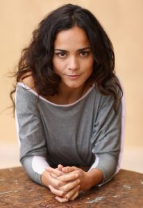 Alice Braga