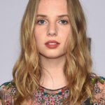 Maya Hawke Bra Size, Age, Weight, Height, Measurements