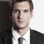 Scott Michael Foster Net Worth