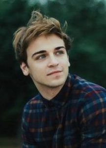 Sean Grandillo