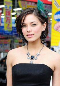 Kristin Kreuk