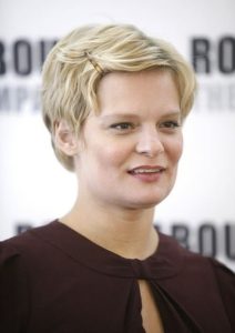 Martha Plimpton