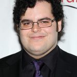 Josh Gad Net Worth