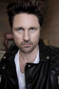 Martin Henderson