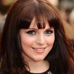 Tamla Kari Bra Size, Age, Weight, Height, Measurements