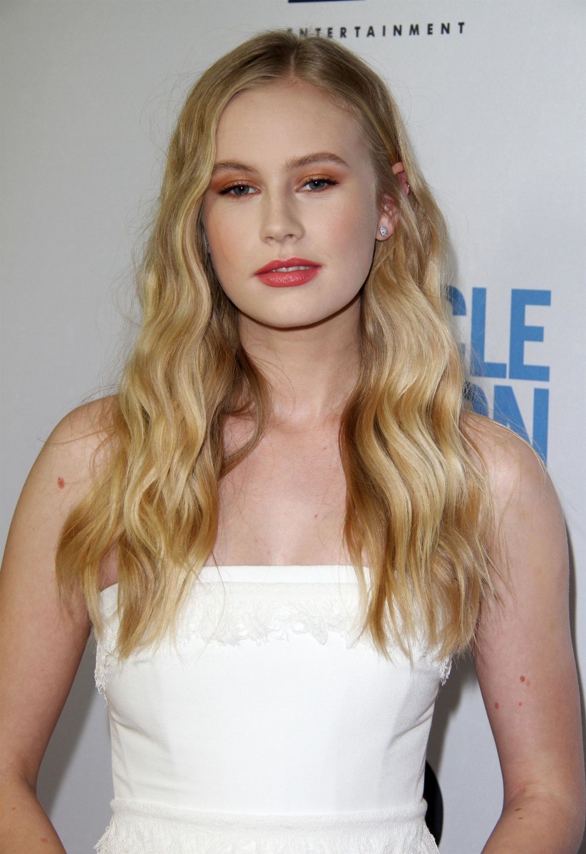 Danika Yarosh Diet Plan Celebrity Sizes