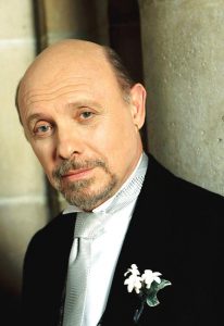 Héctor Elizondo