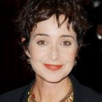 Annie Potts Net Worth