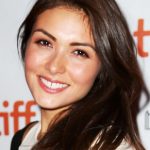 Daniella Pineda Bra Size, Age, Weight, Height, Measurements