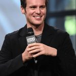 Jonathan Groff Diet Plan