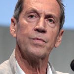 Jonathan Hyde Net Worth