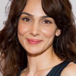 Annie Parisse Bra Size, Age, Weight, Height, Measurements