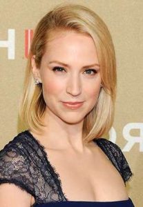 Beth Riesgraf