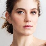 Laura Dreyfuss Bra Size, Age, Weight, Height, Measurements