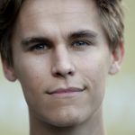 Rhys Wakefield Net Worth